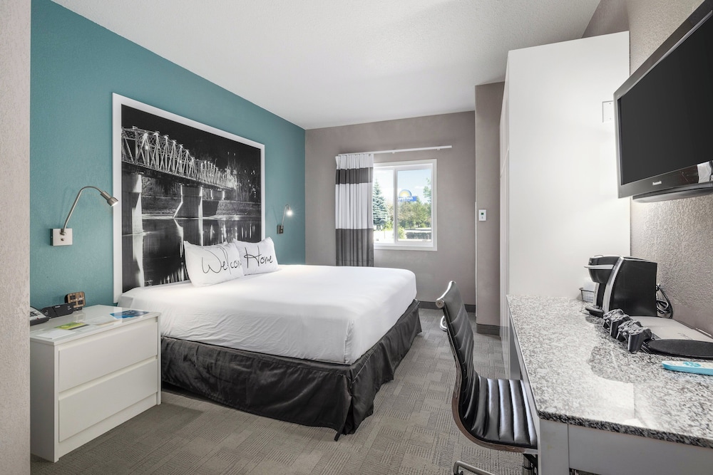 HOME INN EXPRESS MEDICINE HAT 16/72