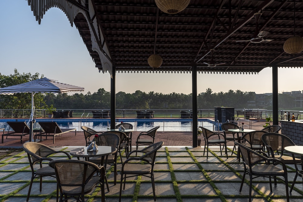 Salcete Beach Resort 35/50