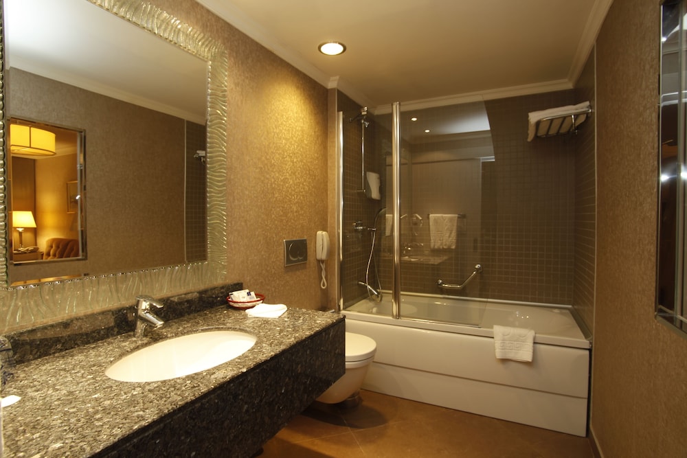Buyukhanli Park Hotel And Residence 48/50