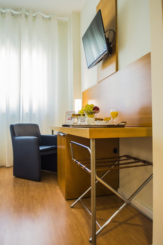 Hotel Excelsior Bari By Farace Hotels 10/50
