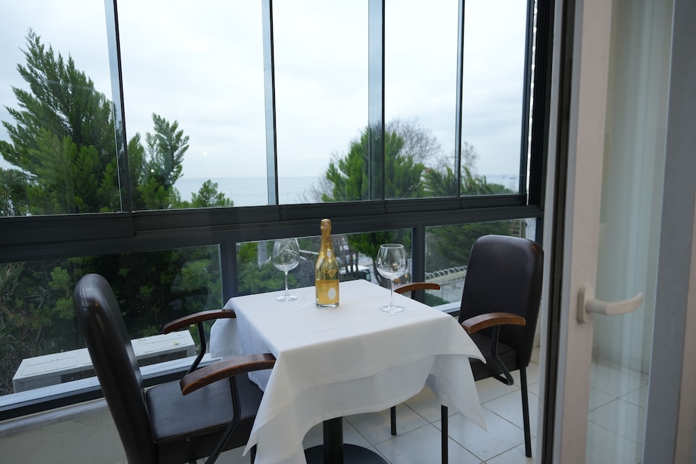 Seatanbul Apart Hotel 46/64