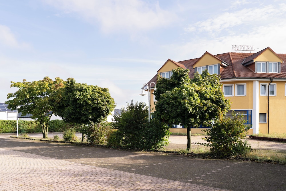 ates Hotel Lampertheim 19/21