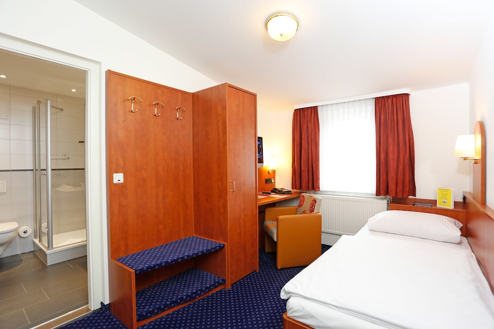 Hotel Stadt Hannover 15/30