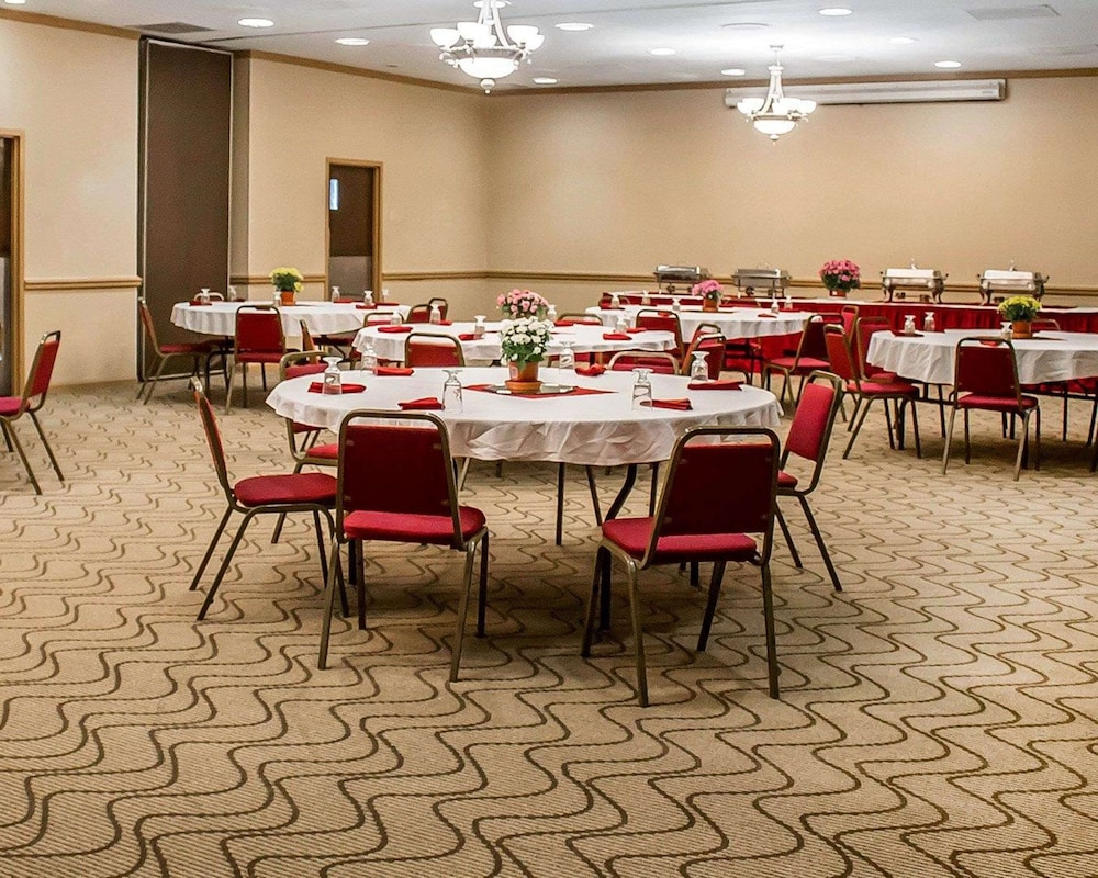Quality Inn Lima, OH 35/47