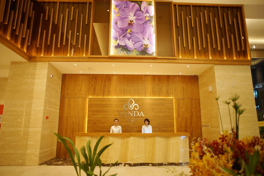 Vanda Hotel 4/70