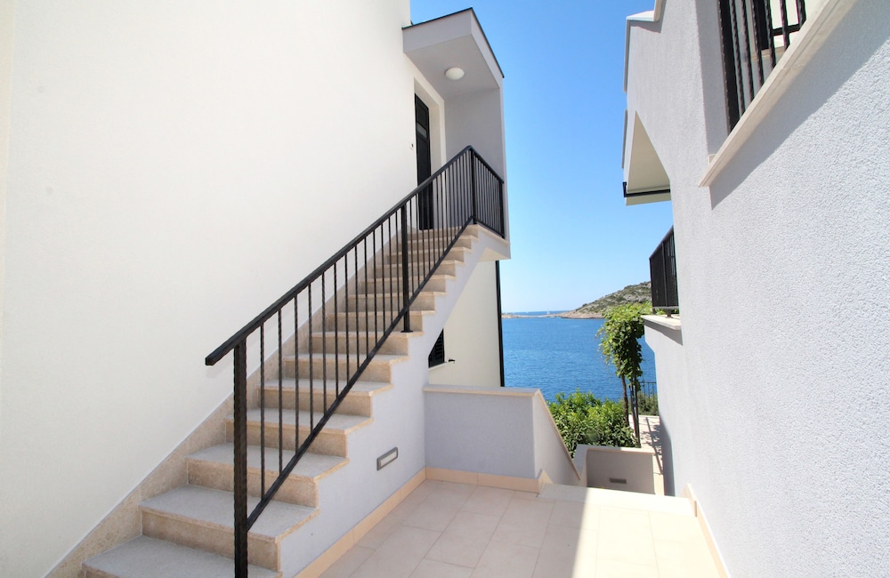 Villa Lavanda Deluxe 3/50