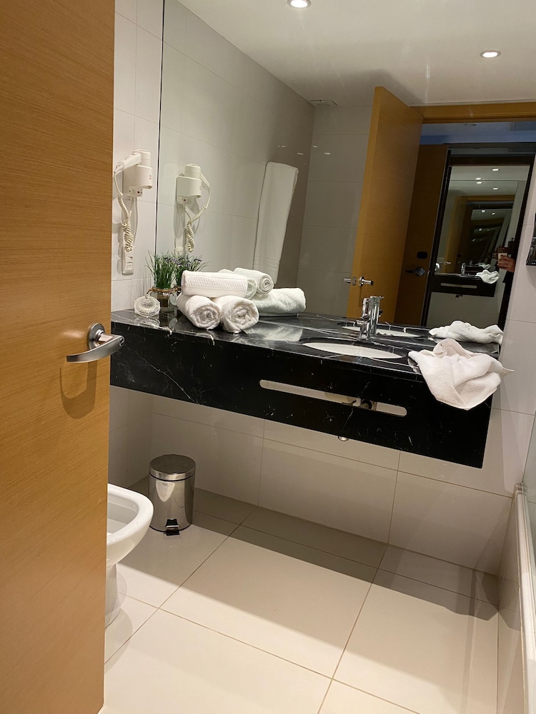 Park Hotel 48/50