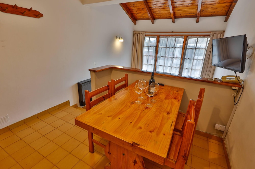 La Ponderosa Apart Hotel 26/50