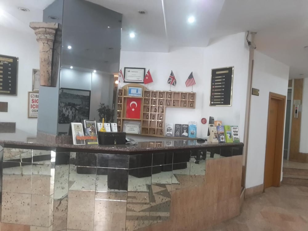 Lobby at Hotel Residence, ISTANBUL