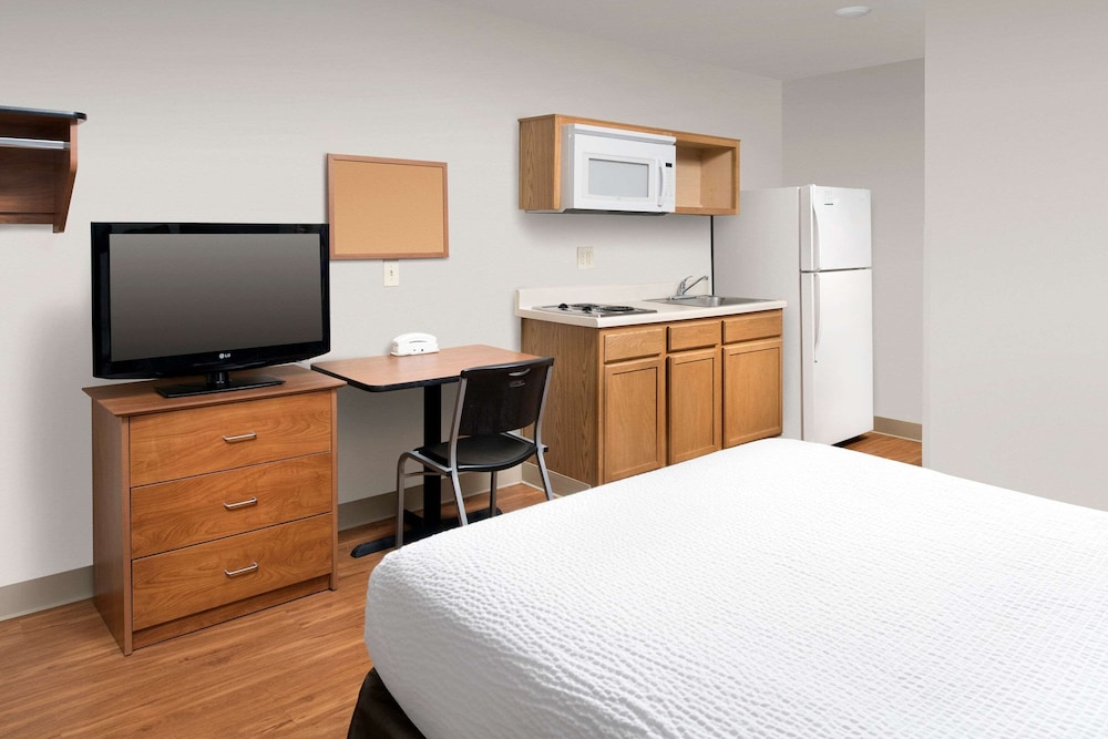 WoodSpring Suites St. Louis Arnold 14/35