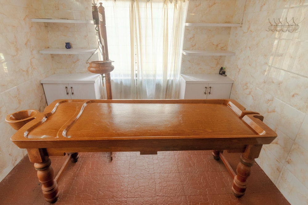 KARAPUZHA VILLAGE RESORT 6/51