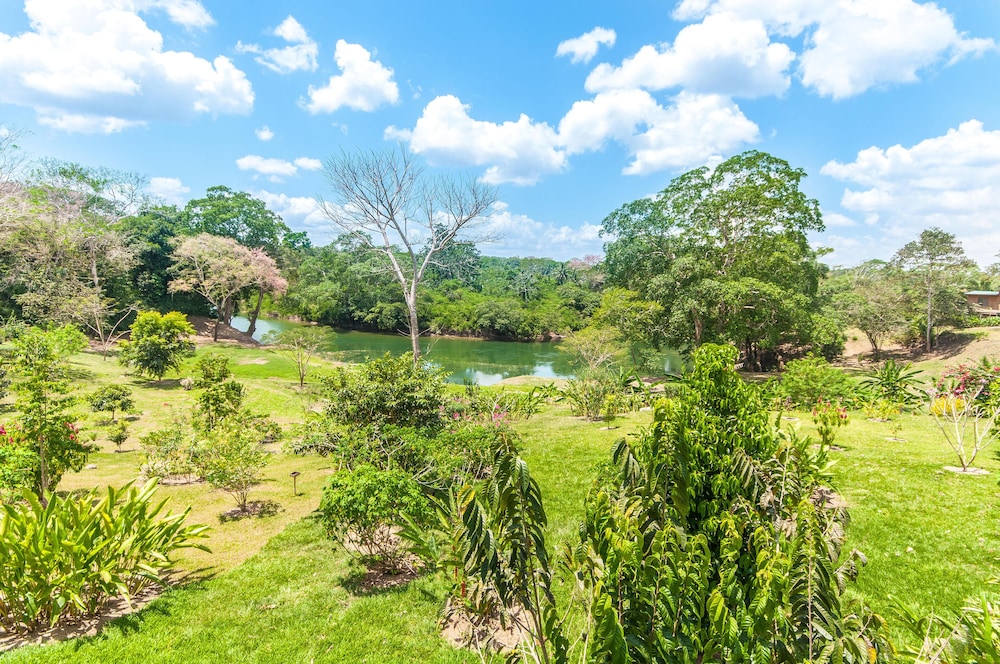 Dream Valley Resort 60/69