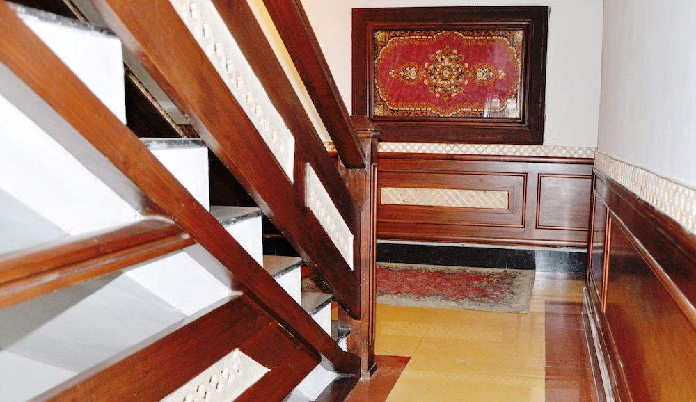 Hotel SADAF 20/45