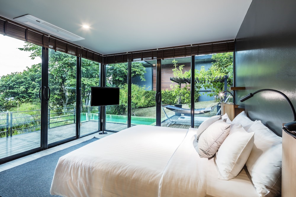THE PAZ KHAO YAI 6/50