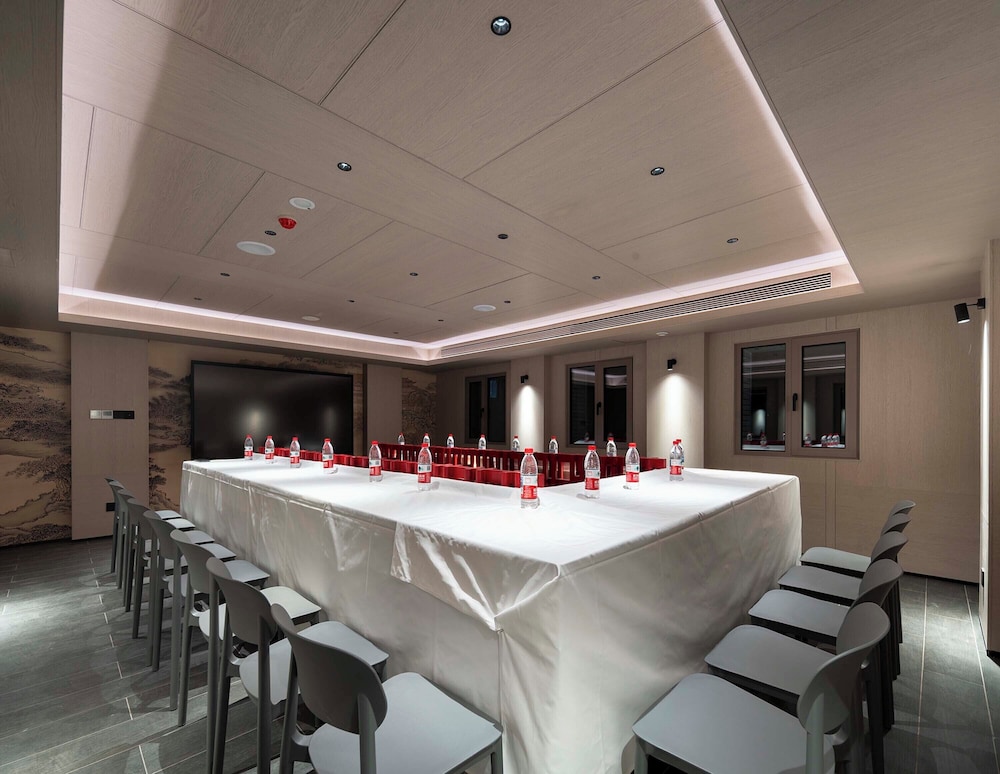 Hutong Moli Hotel 37/50