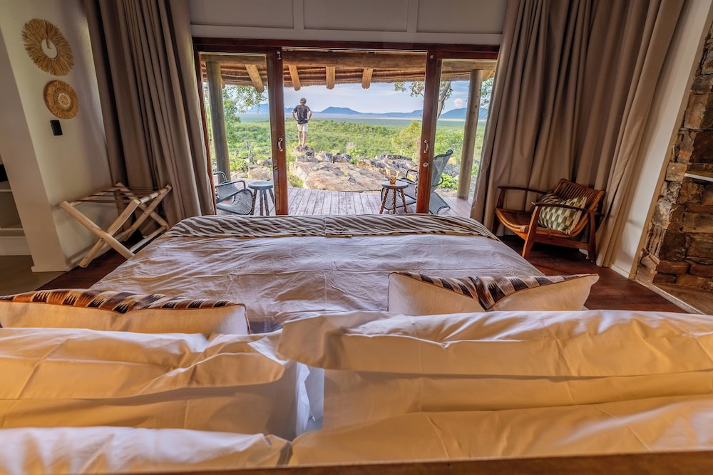 Buffalo Ridge Safari Lodge 7/50