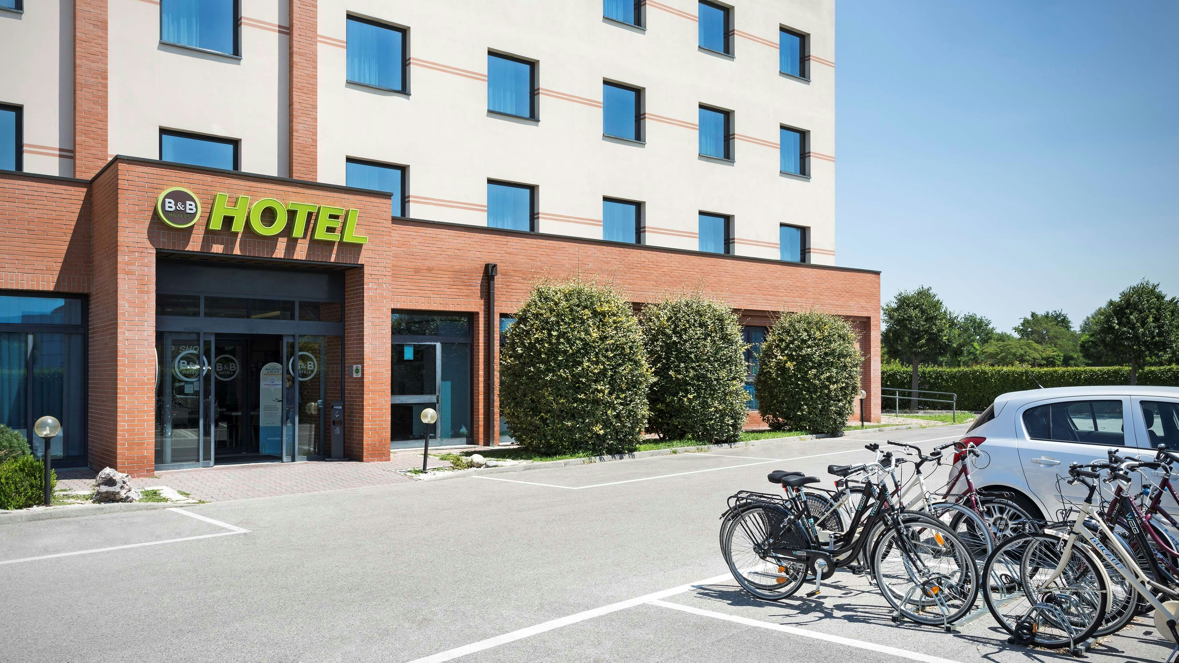 B&B Hotel Ferrara 44/50