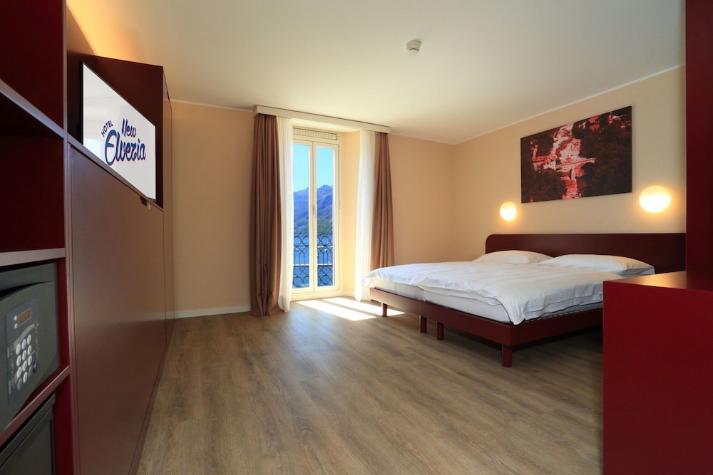 Hotel Elvezia 9/37