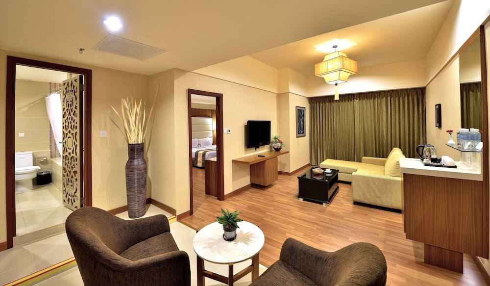 Pearl View Hotel 36/50