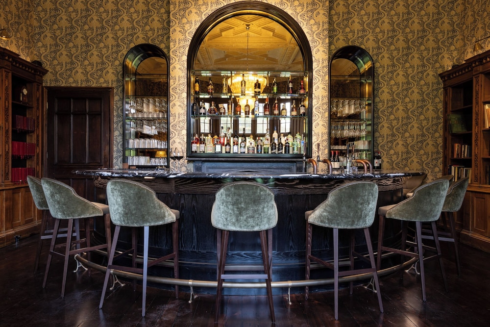 Dumbleton Hall Hotel 54/73
