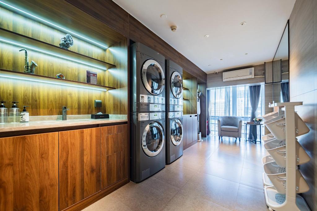 Home Inn Plus (Xi'an High Tech Zone Jinye No. 1 Zhangba No. 4 Subway Station Store) 45/58