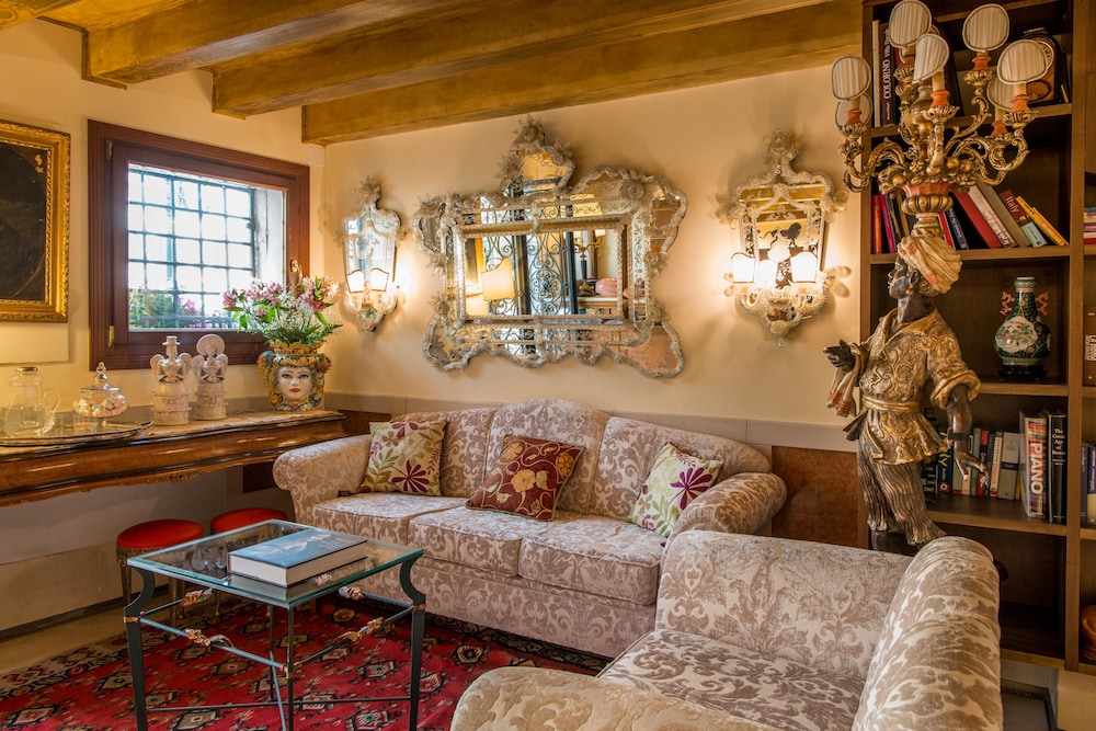 Hotel Santo Stefano 30/47