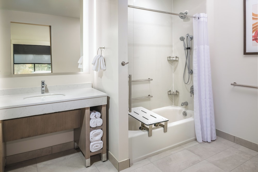 Hyatt House Auburn Hills Detroit 37/42