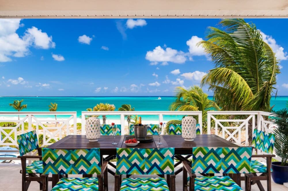 Grandview on Grace Bay 42/50