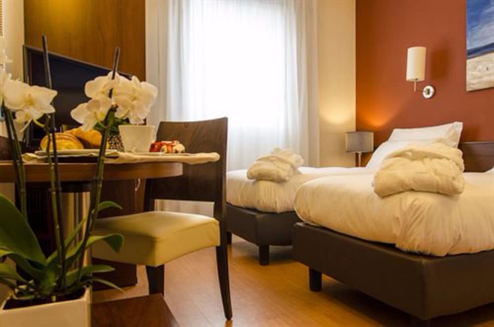 Hotel Europa 21/69