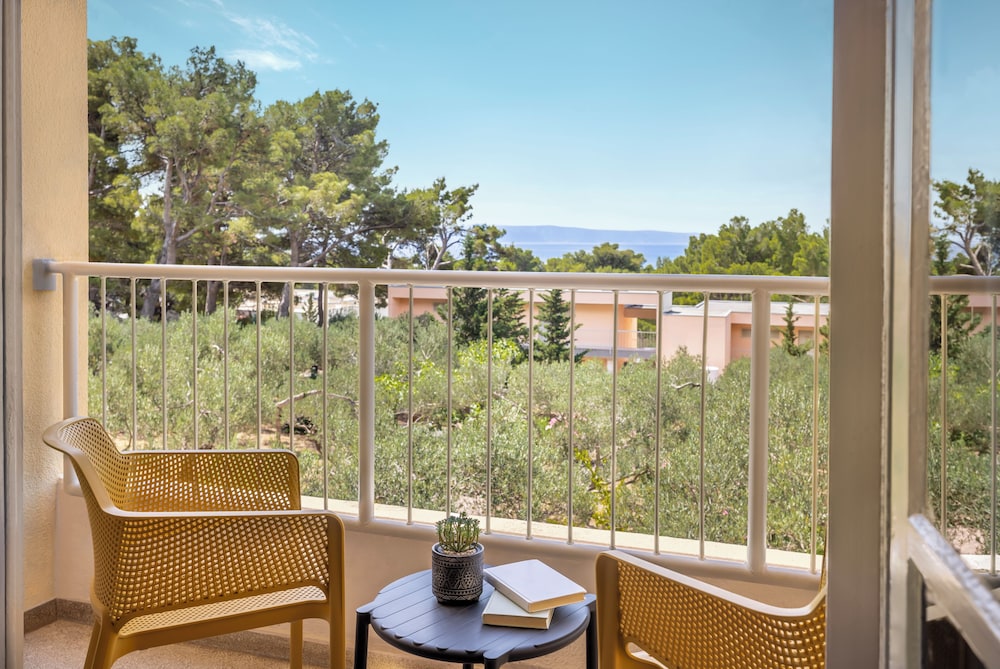 Sunny Makarska by Valamar 70/71