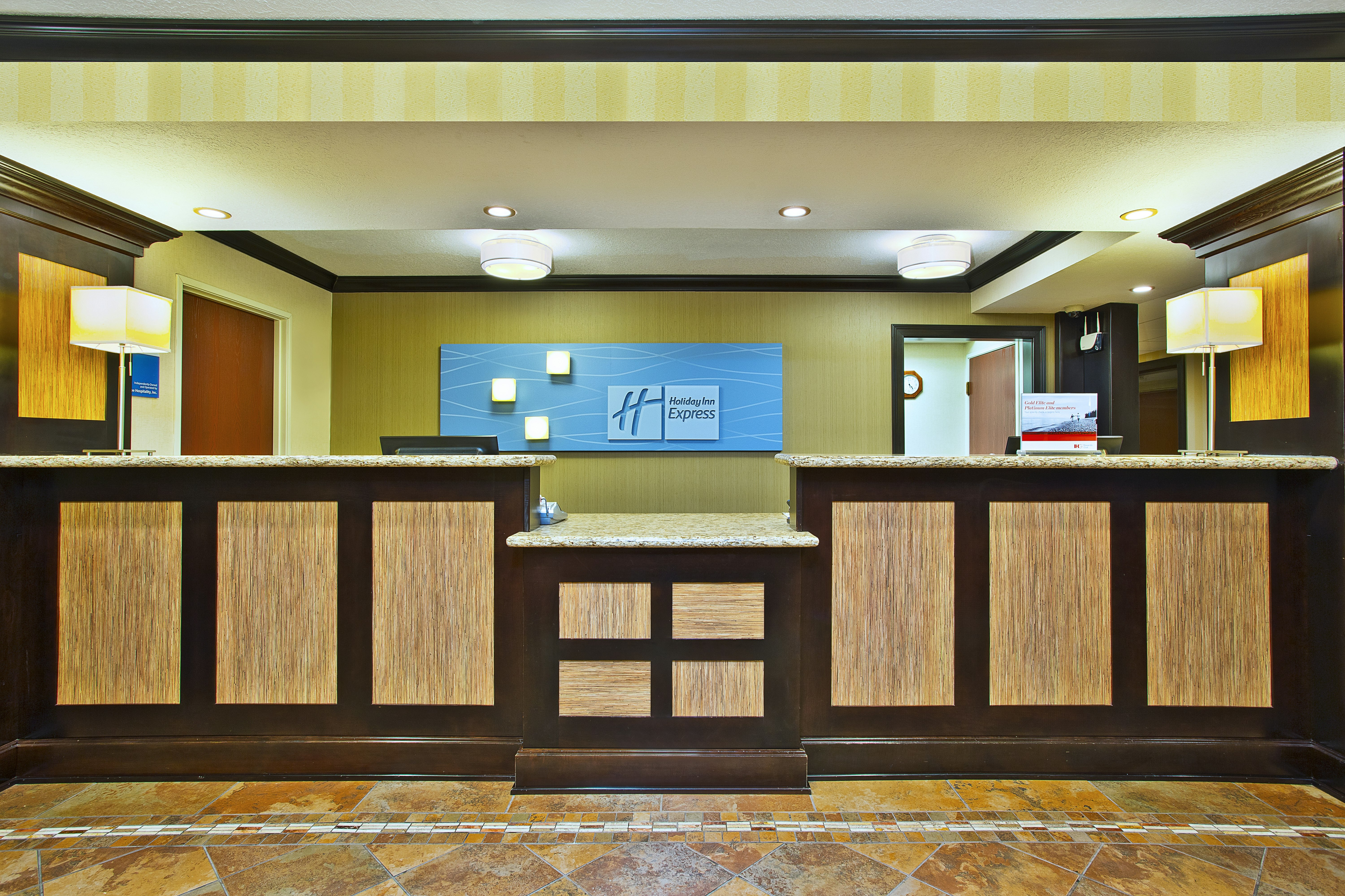 Holiday Inn Express Suites Wabash 4/65