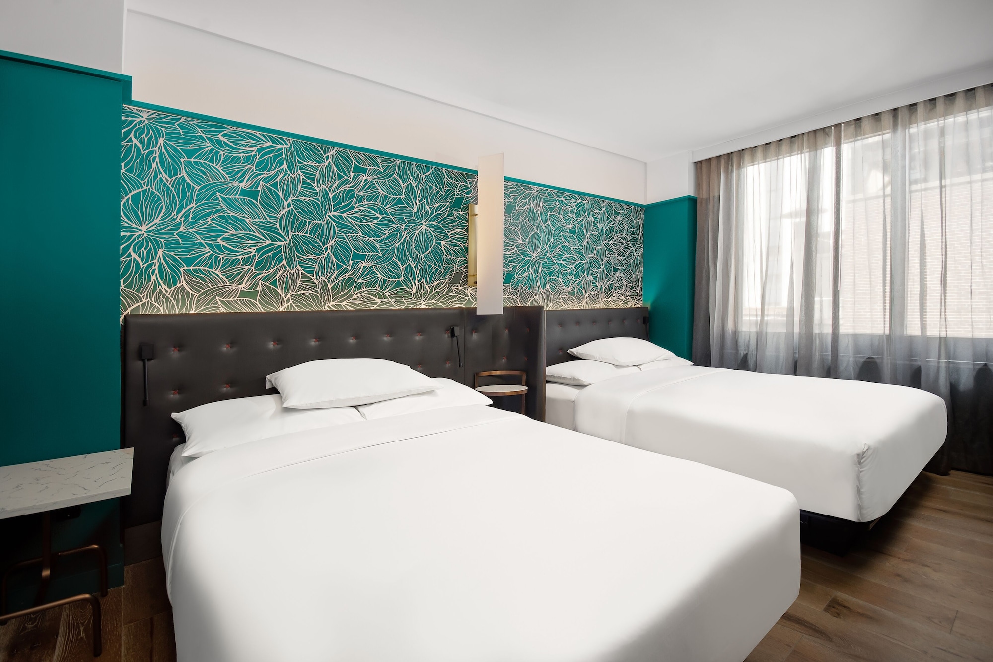 ROOM, QUADRUPLE, 2 QUEEN BEDS, HIGH FLOOR