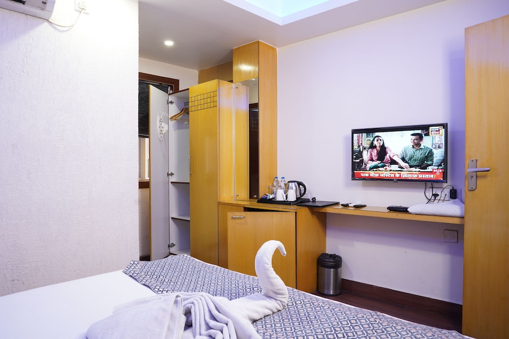 Hotel Emirates 12/38