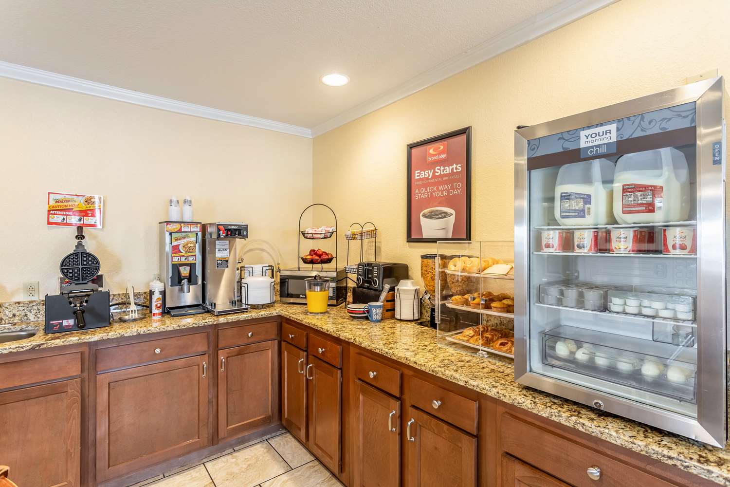 Econo Lodge Inn & Suites Santa Rosa 4/15