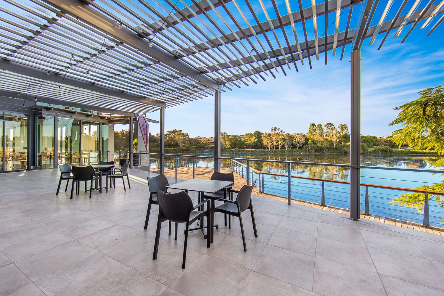 Best Western Plus North Lakes Hotel 43/50