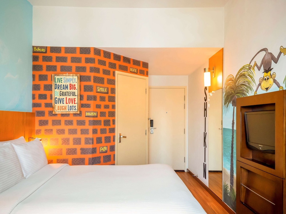 Ibis Singapore on Bencoolen 24/70