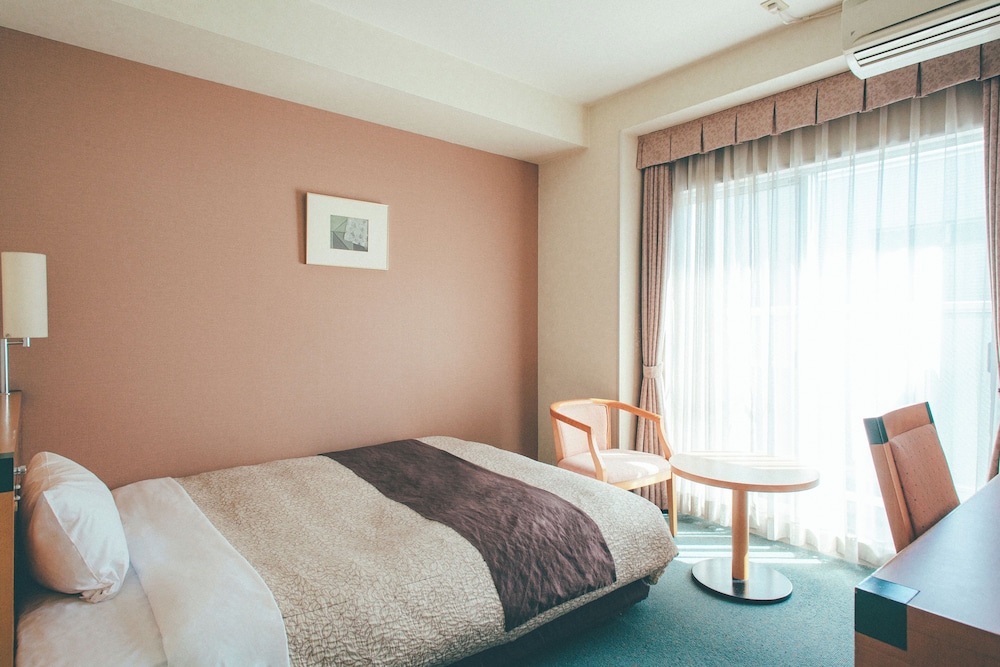 Room, Single, Double Bed, Laundry