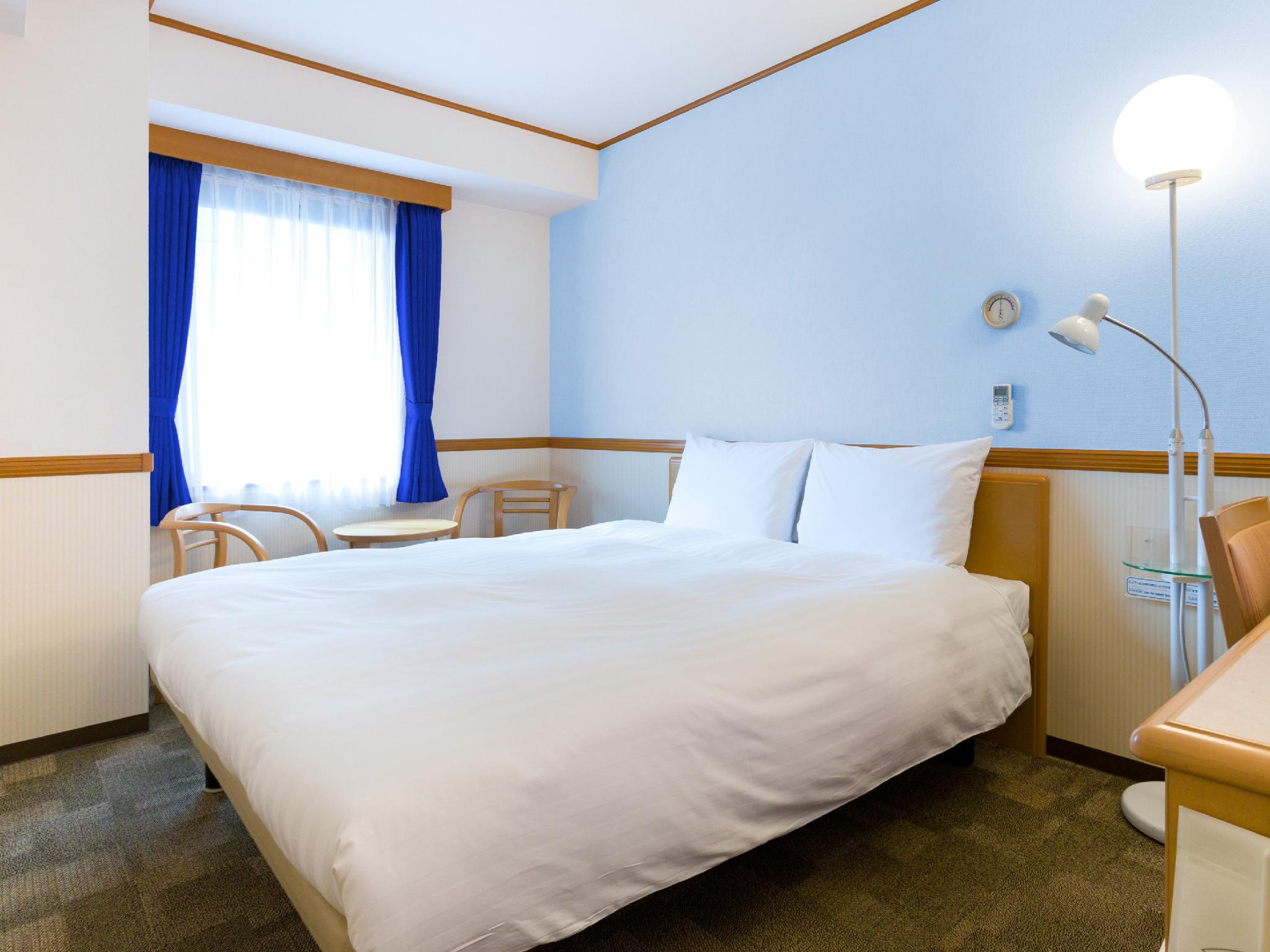 Room, Double Bed