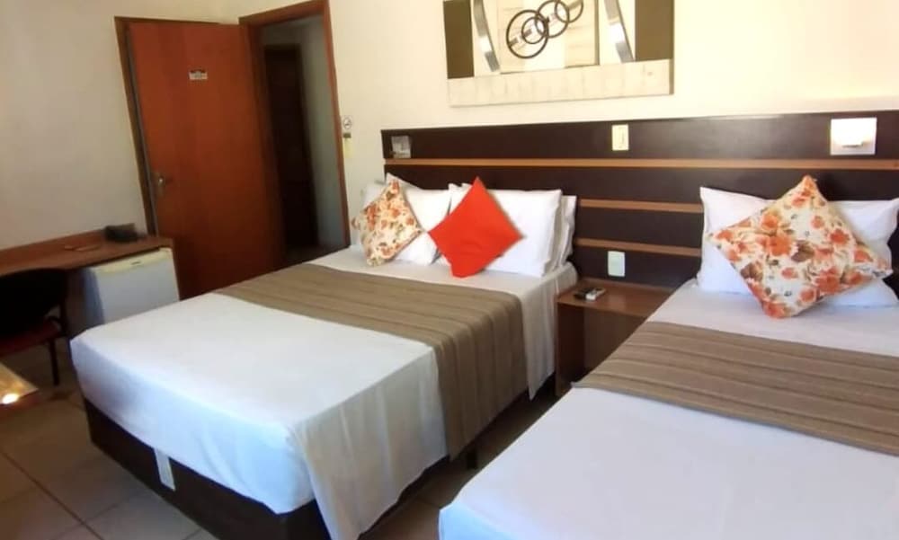 Ferraz Hotel 16/65