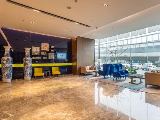 Hampton by Hilton Zhengzhou Jinshui 34/50