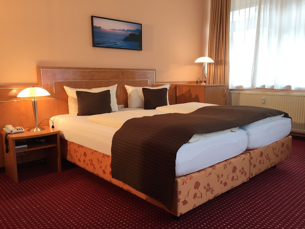 Wincent Hotel 10/50