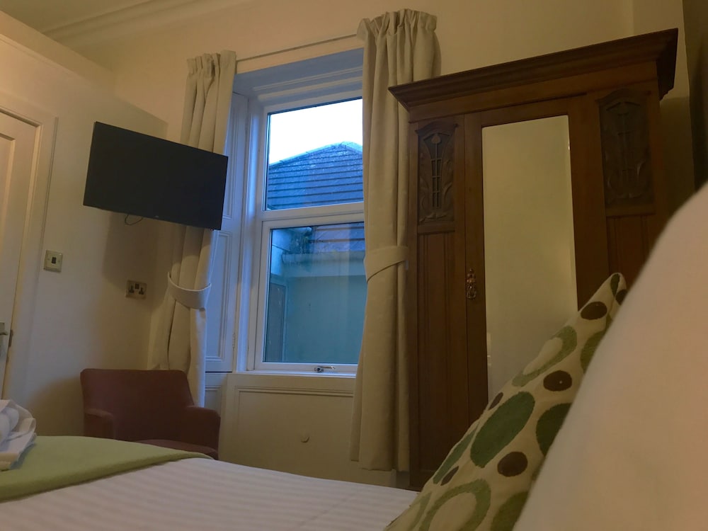 Glenlossie Guest House 18/35