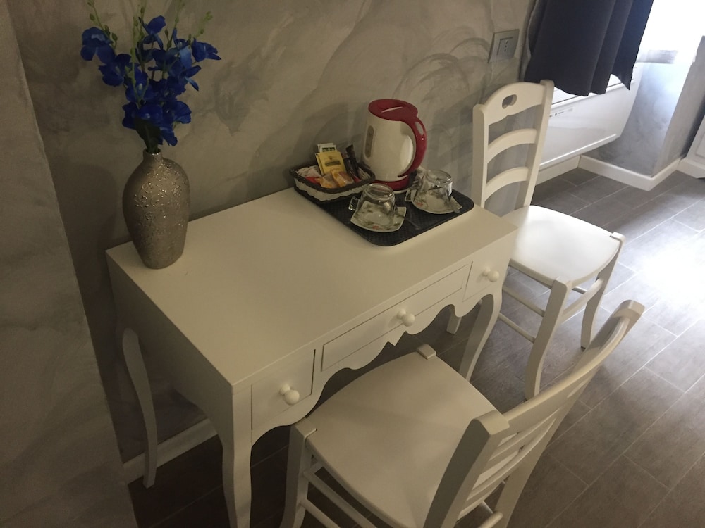 TOP FLOOR NAVONA 33/43