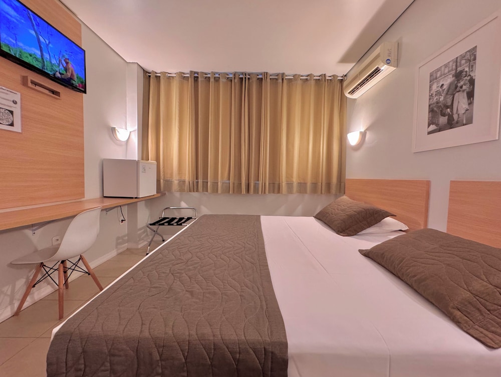 Igaras hotel 15/48