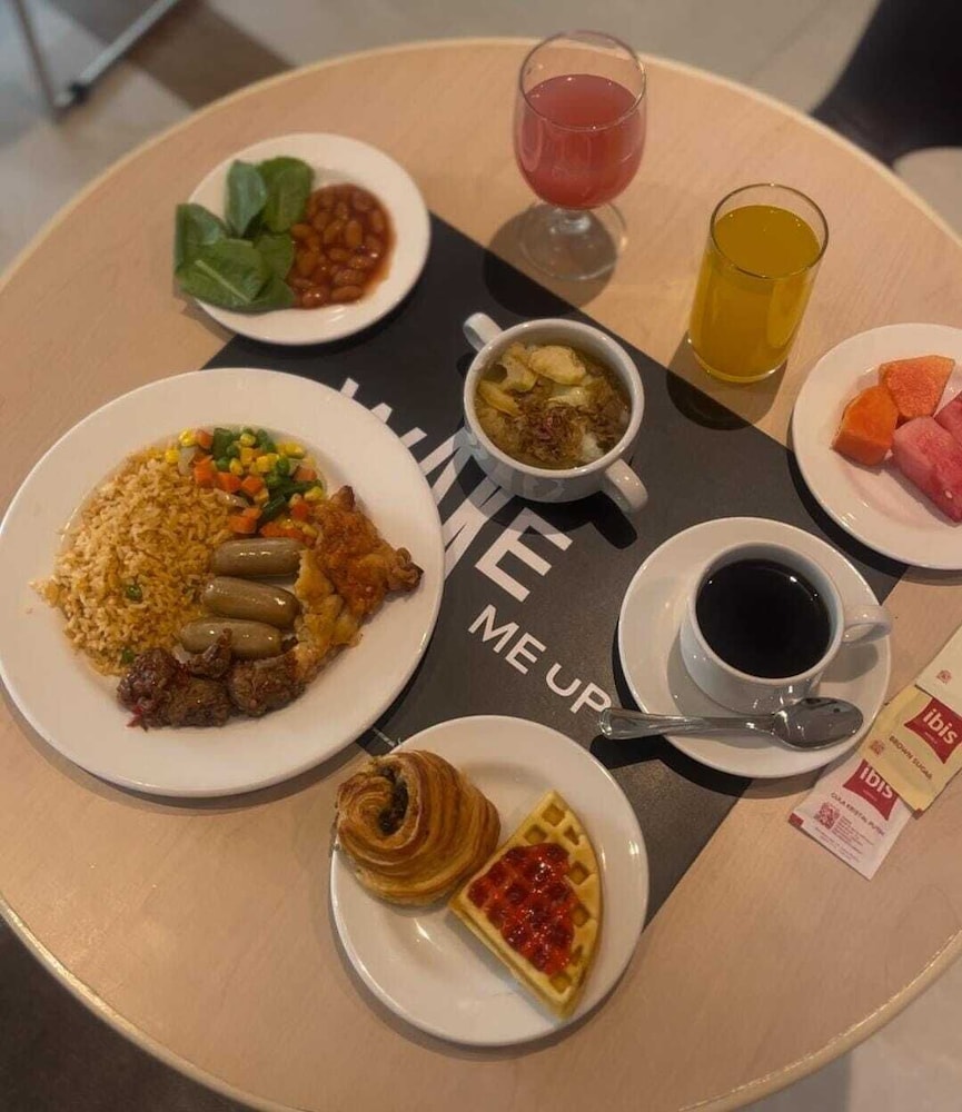 IBIS BALIKPAPAN 44/66