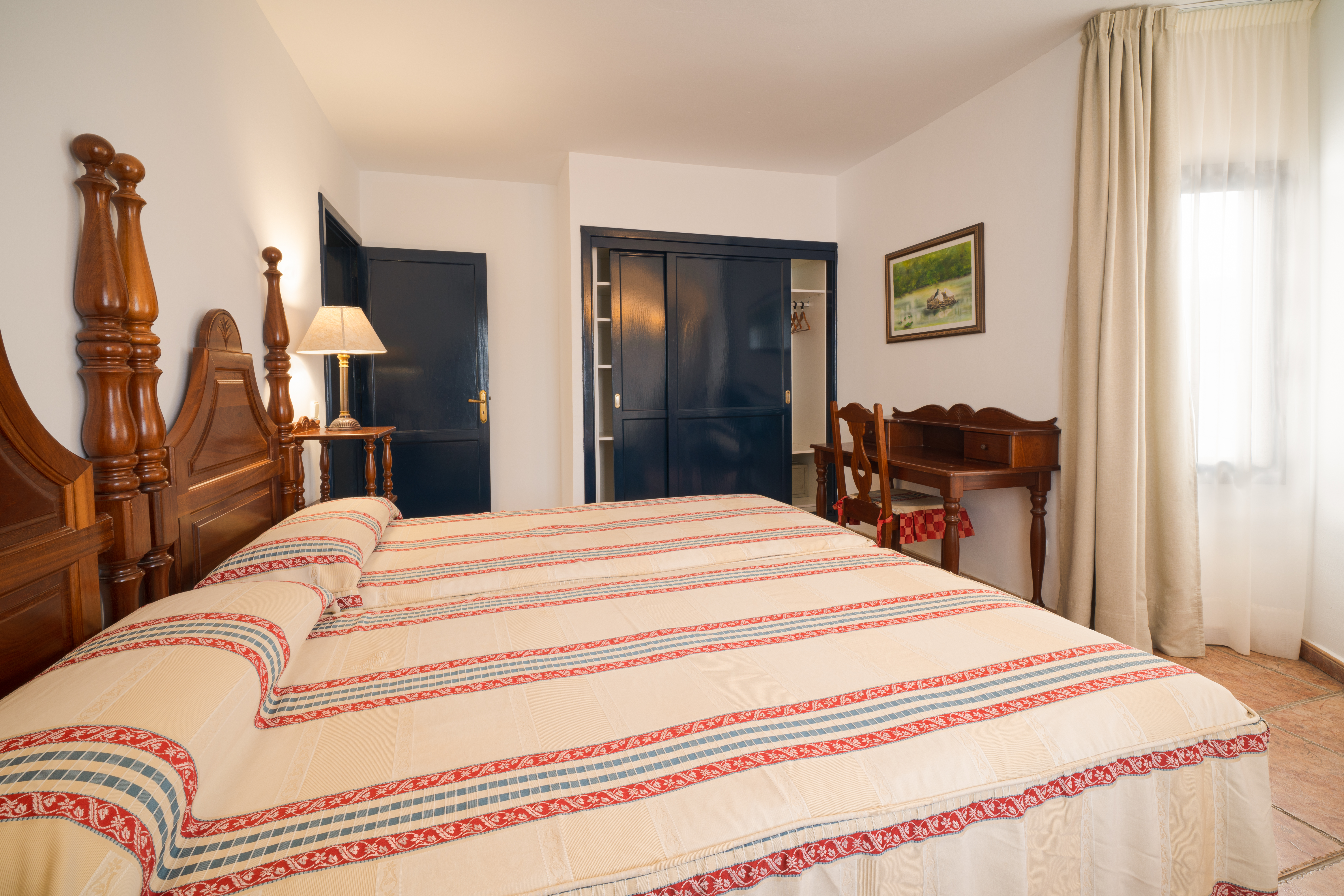 2 BEDROOMS, APARTMENT