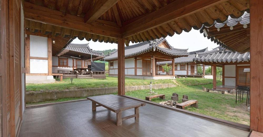 Gyeongju Hanok Pen Town Pension 44/52
