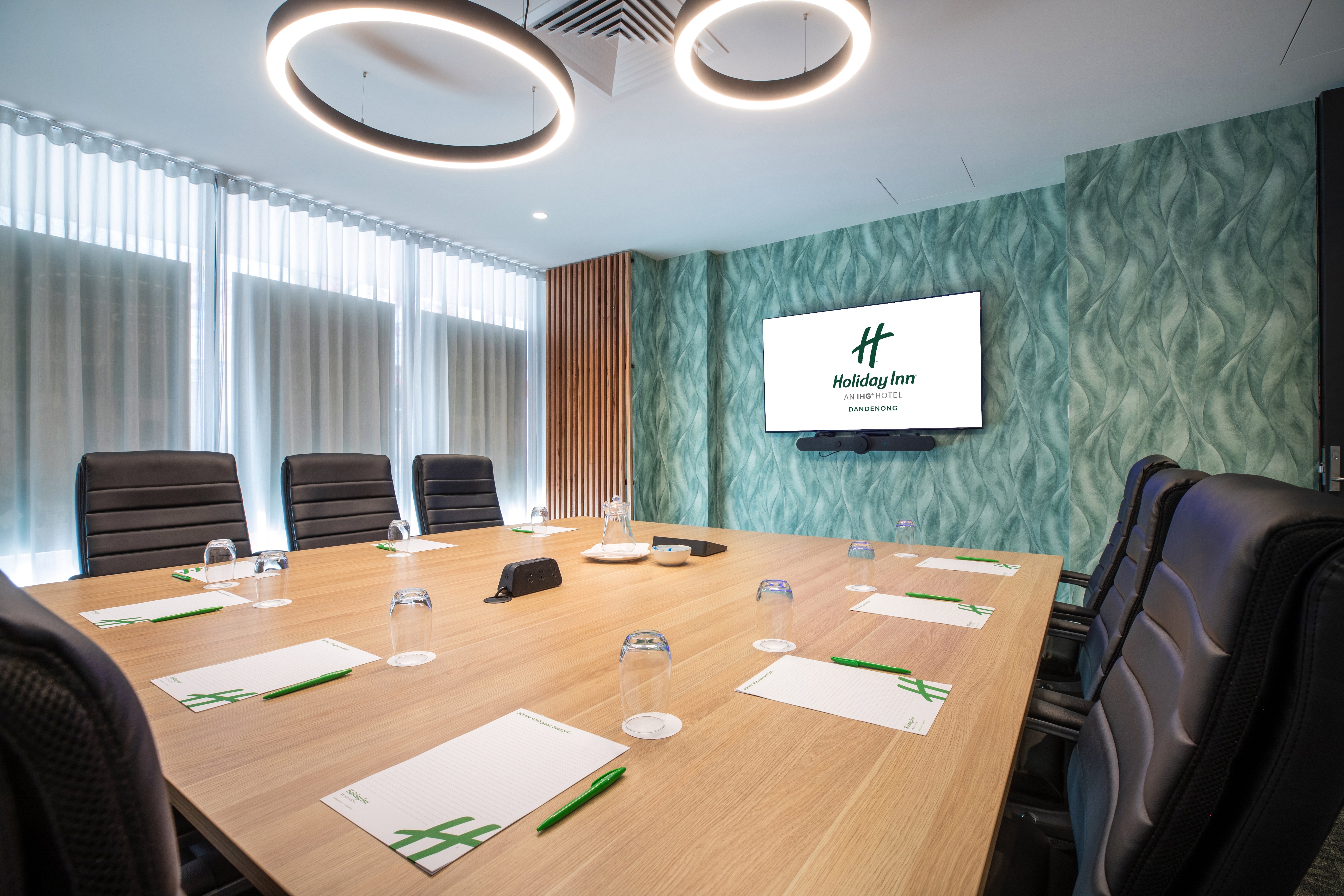 Holiday Inn Dandenong an IHG Hotel 36/50