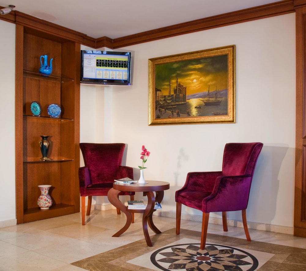 GLK Premier The Home Suites and Spa 36/50
