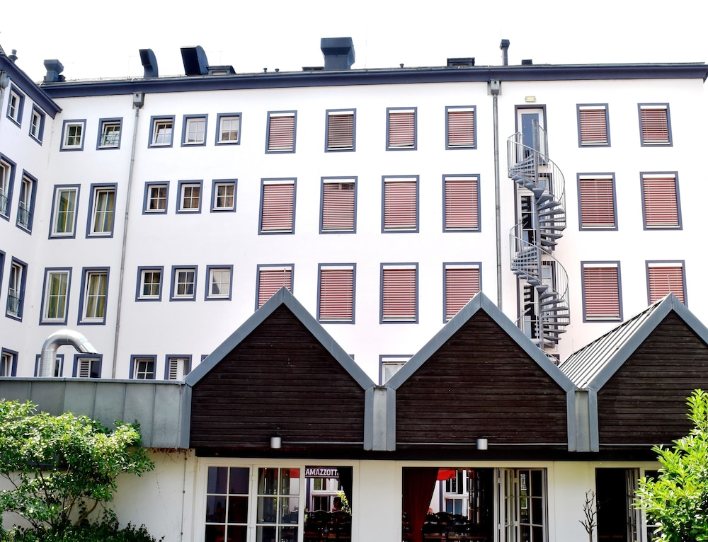 Xii Apostel Hotel Albergo 2/47